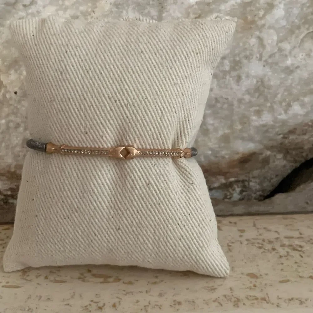 Stella dot rose gold arrow motif “resilience” cuff
